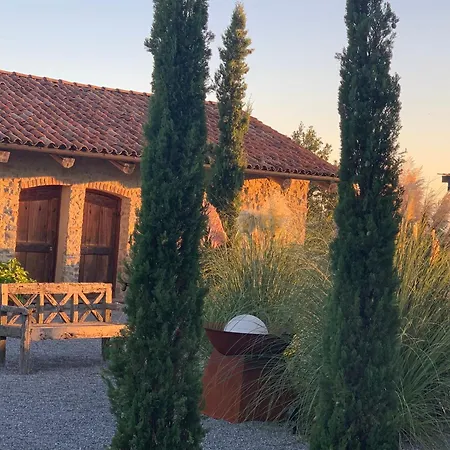 Relais La Corte Di Lequio Hotel