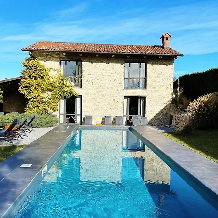 מלון Relais La Corte Di Lequio Lequio Berria