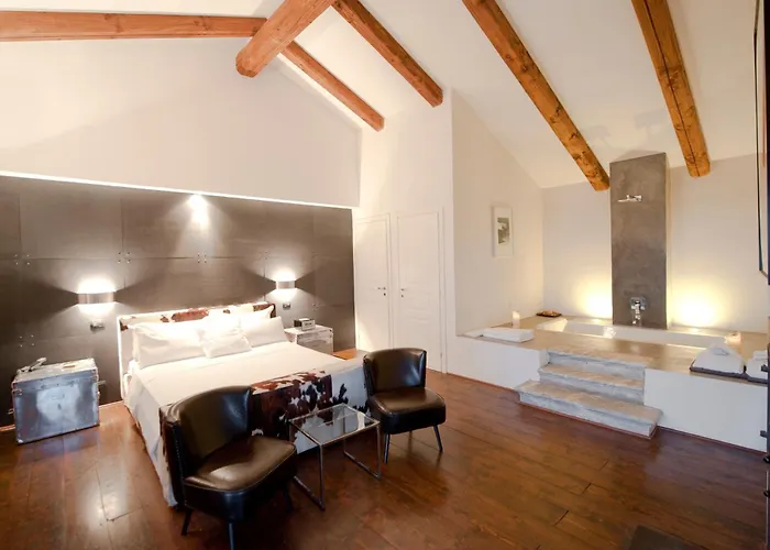 Hotel Relais La Corte Di Lequio Lequio Berria